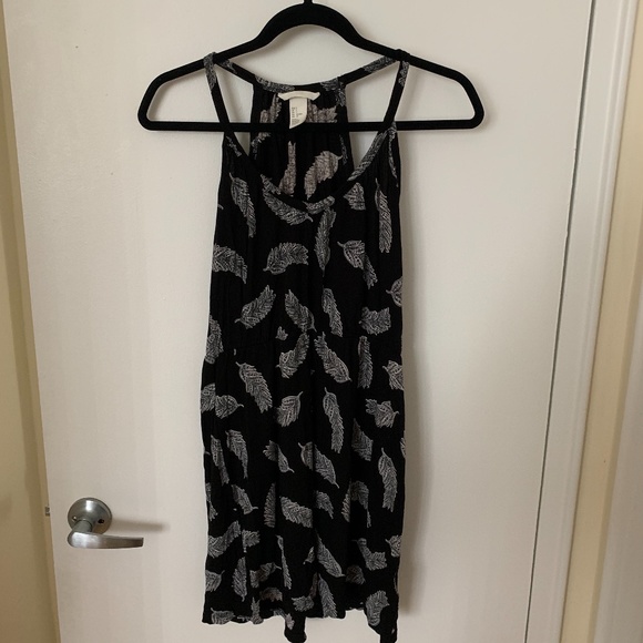 H&M feather dress - Picture 2 of 2
